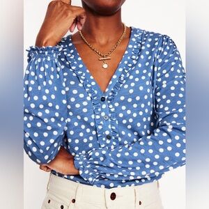 Boden Women's Blue Poppy Ruffled Henley Top- River, Abstract Spot Size 8